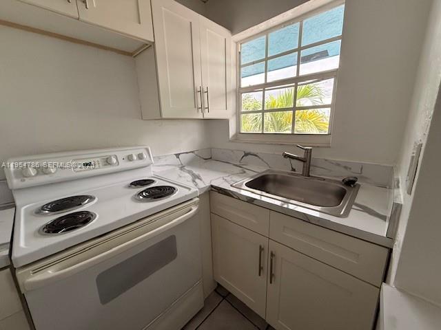 Building Photo - 123 N 61st Ave