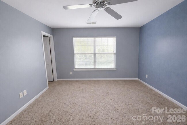 Building Photo - 15409 Tully House Ct