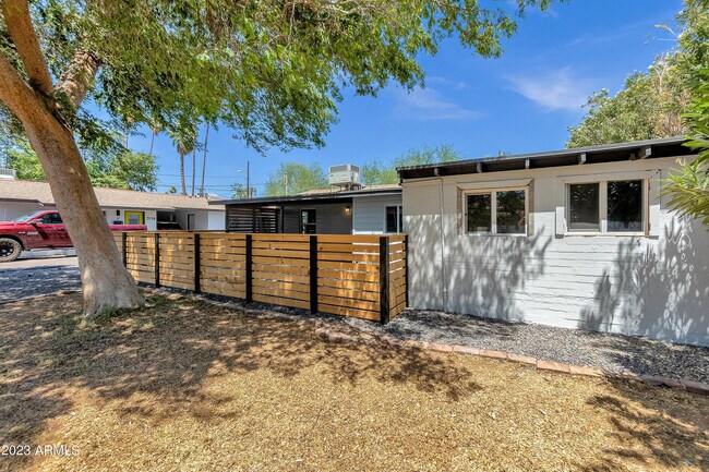 Building Photo - 3110 N 39th St