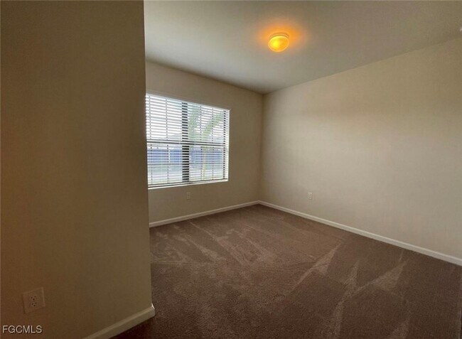 Building Photo - 10861 Firebush Cir