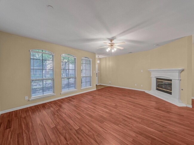 Building Photo - 6837 Livorno Ln