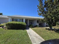 Building Photo - 2955 Stillwell Ct