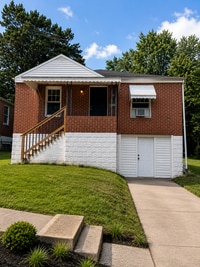 Building Photo - Renovated 2BR Home with Off-Street Parking – Section 8 Welcome!