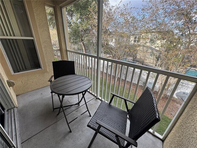 Building Photo - 2802 Club Cortile Cir