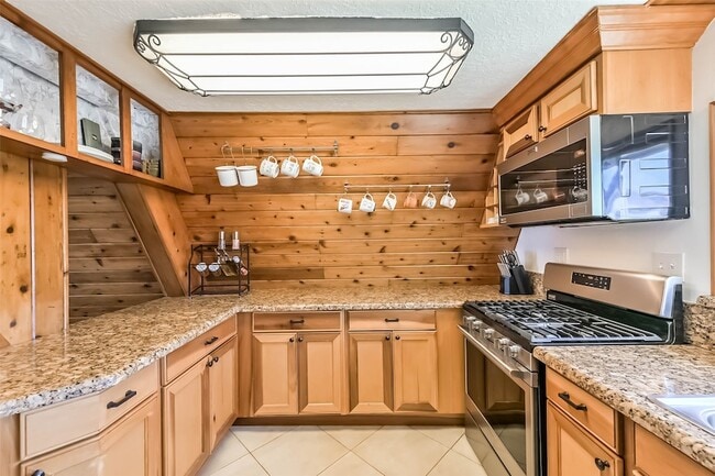 Building Photo - 2009 Todville Rd