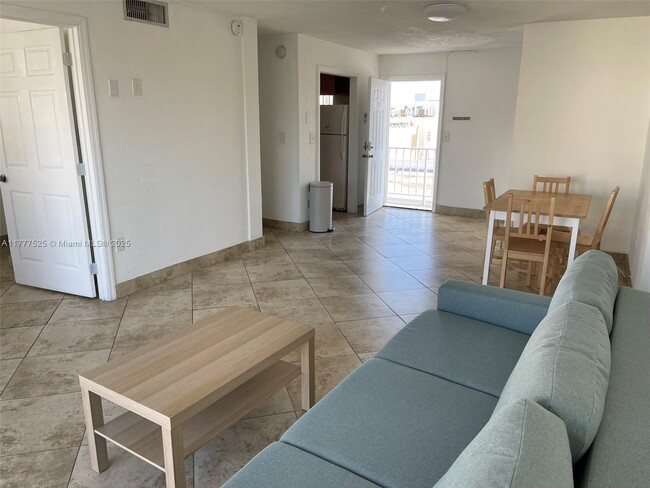 Building Photo - 1357 Collins Ave