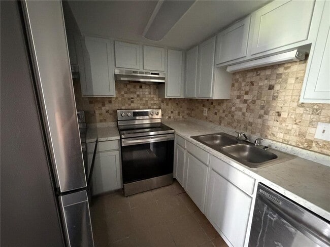 Building Photo - 4215 S Semoran Blvd