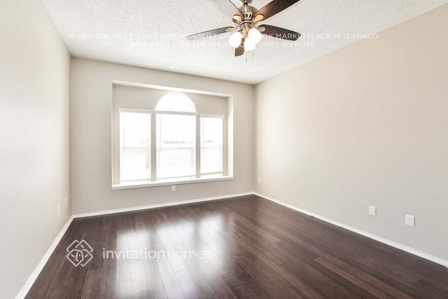 Building Photo - 205 Moss Dr