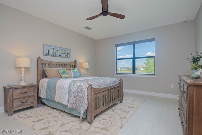 Building Photo - 6217 Harmony Dr