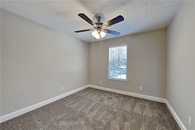 Building Photo - 5021 Limerick Ln