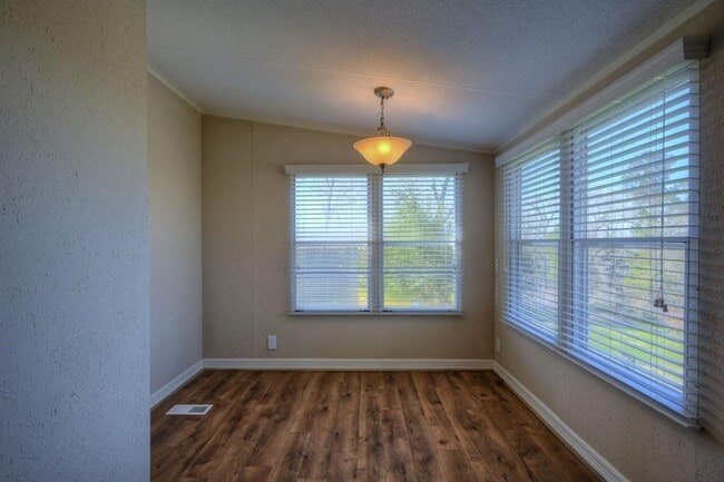 Building Photo - 4874 FM1374