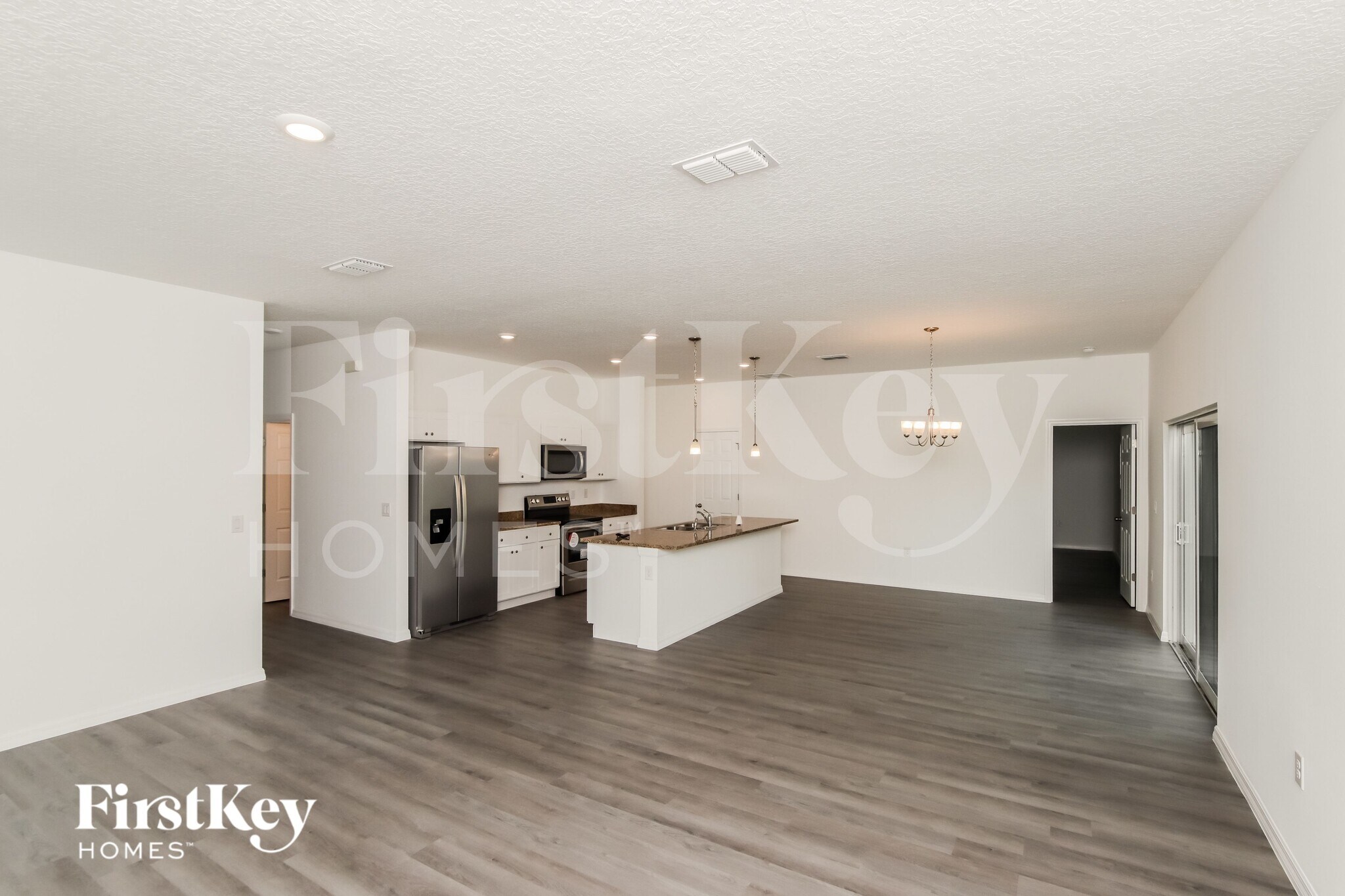 Building Photo - 1021 Locust Ave