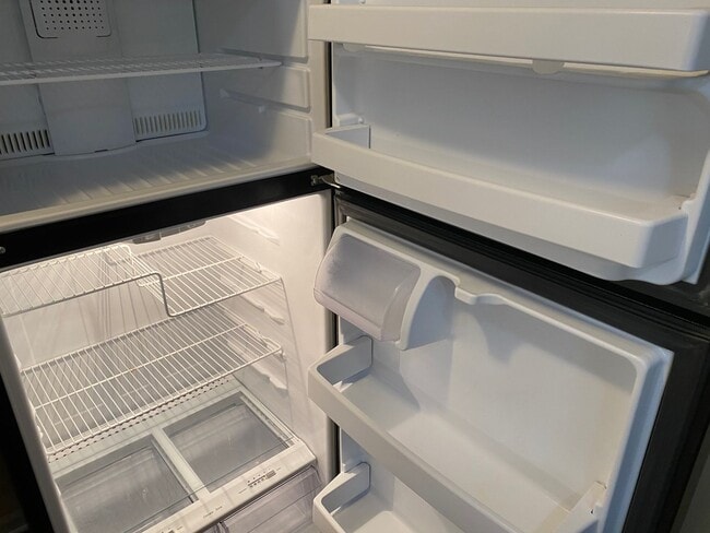 Building Photo - 124 Westscott Dr