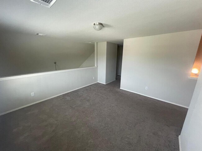 Building Photo - 14550 Breezy Orch Trail