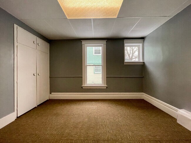 Building Photo - Two Bedroom Home in Muskegon