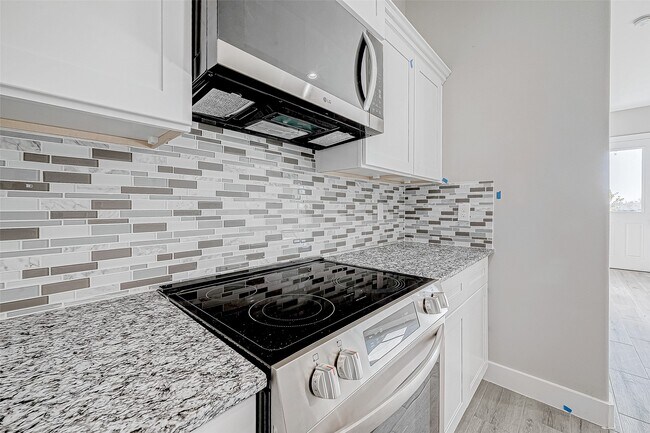 Building Photo - 3639 Needville Ave