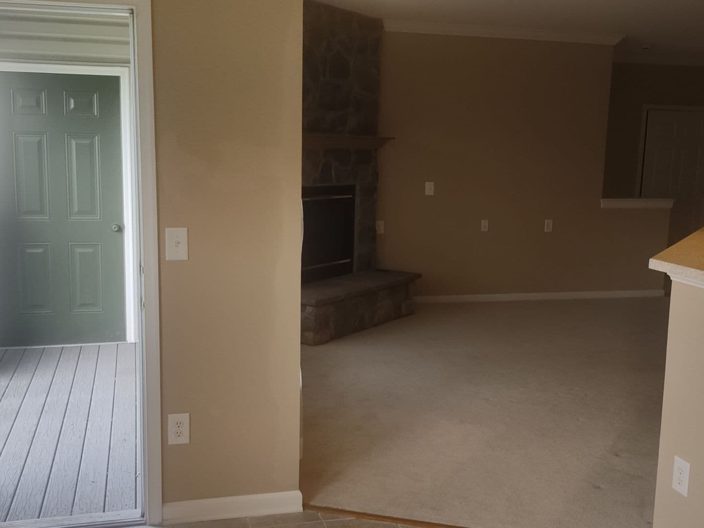 Building Photo - 812 Long Dr