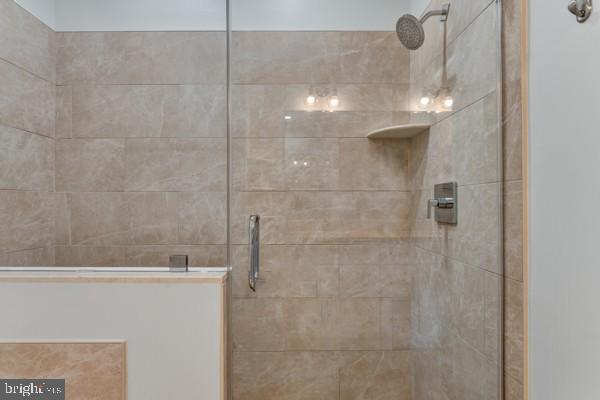 Building Photo - 5053 Donovan Dr