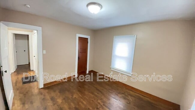 Building Photo - 1019 Burleigh Ave