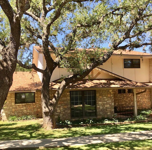 Building Photo - 6106 Vance Jackson Rd