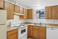 Building Photo - 503 Houser Way S