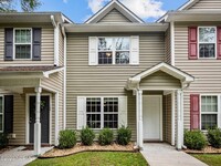 Building Photo - 138 Greenford Pl