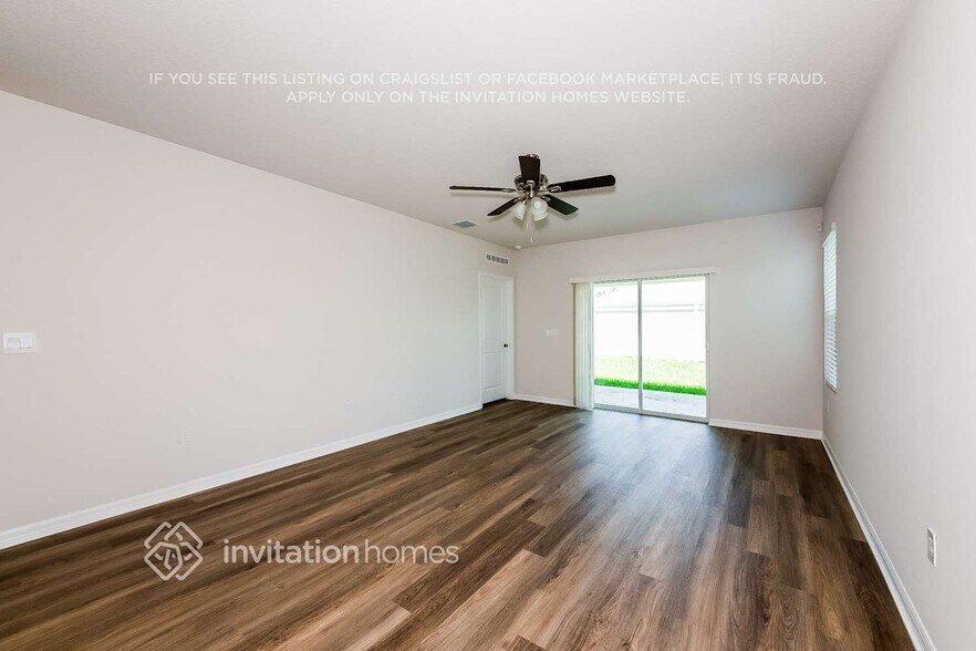 Building Photo - 8025 Majestic Palms Ct