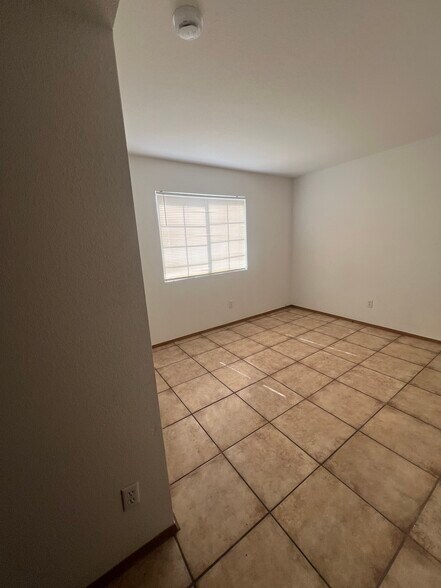 Building Photo - 4659 Krissylouise Way