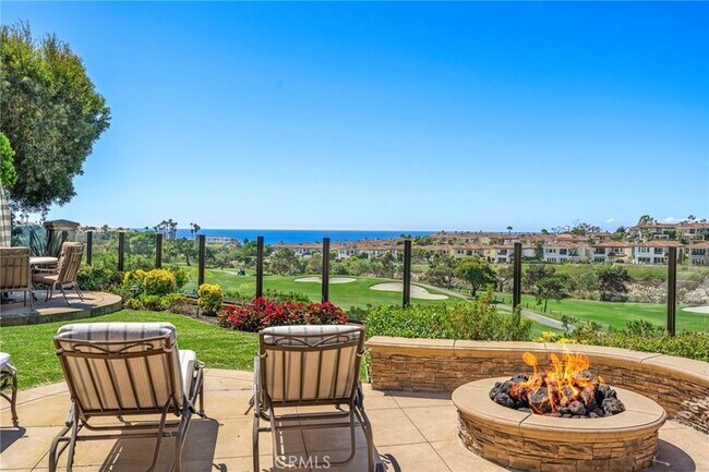 Building Photo - 15 Vista Cielo