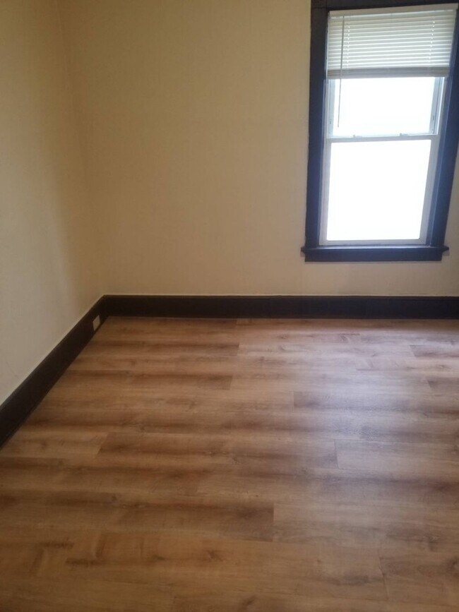 Building Photo - 2643N36thJ