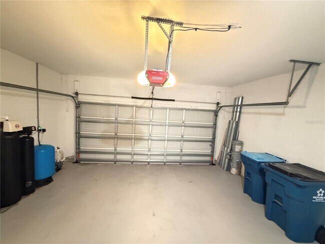 Building Photo - 2481 San Filippo Dr SE