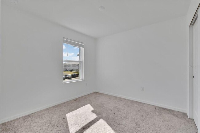 Building Photo - 625 Stoney Pointe Cir