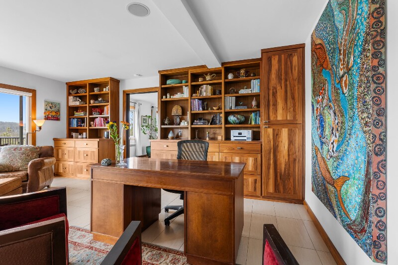 Building Photo - 504 S Coeur d'Alene St