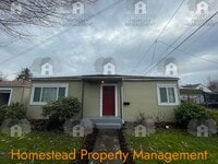 Building Photo - 660