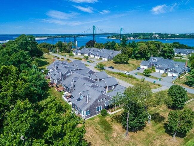 Building Photo - 243 Ferry Landing Cir