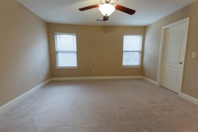 Building Photo - 1137 Woodbury Falls Ct