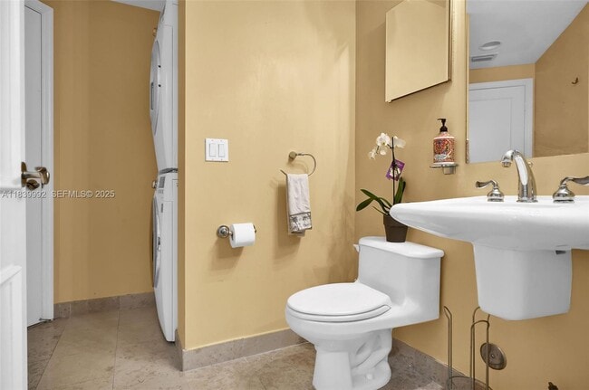 Building Photo - 4779 Collins Ave