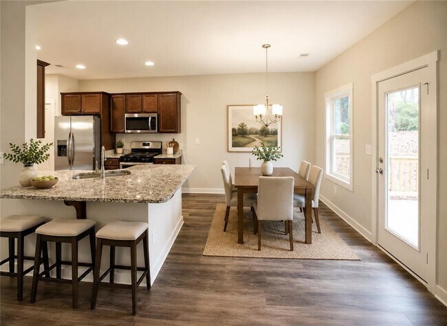 Building Photo - 3709 Centerview Dr