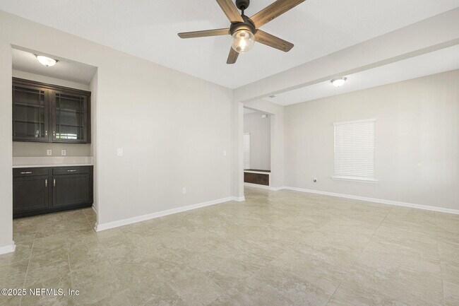 Building Photo - 299 Clarys Run