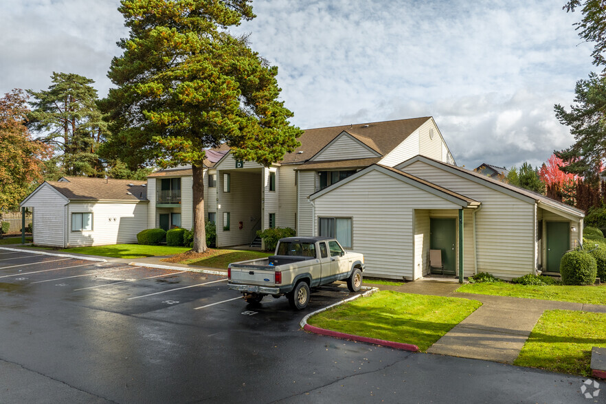 Building Photo - Sawyer Pointe