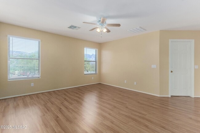 Building Photo - 12996 N Desert Olive Dr