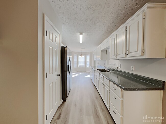 Building Photo - 190 Aspen Forest Dr