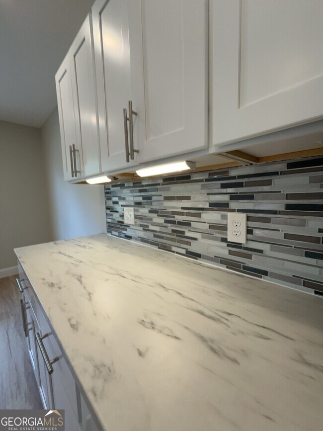 Building Photo - 1206 St Andrews Dr