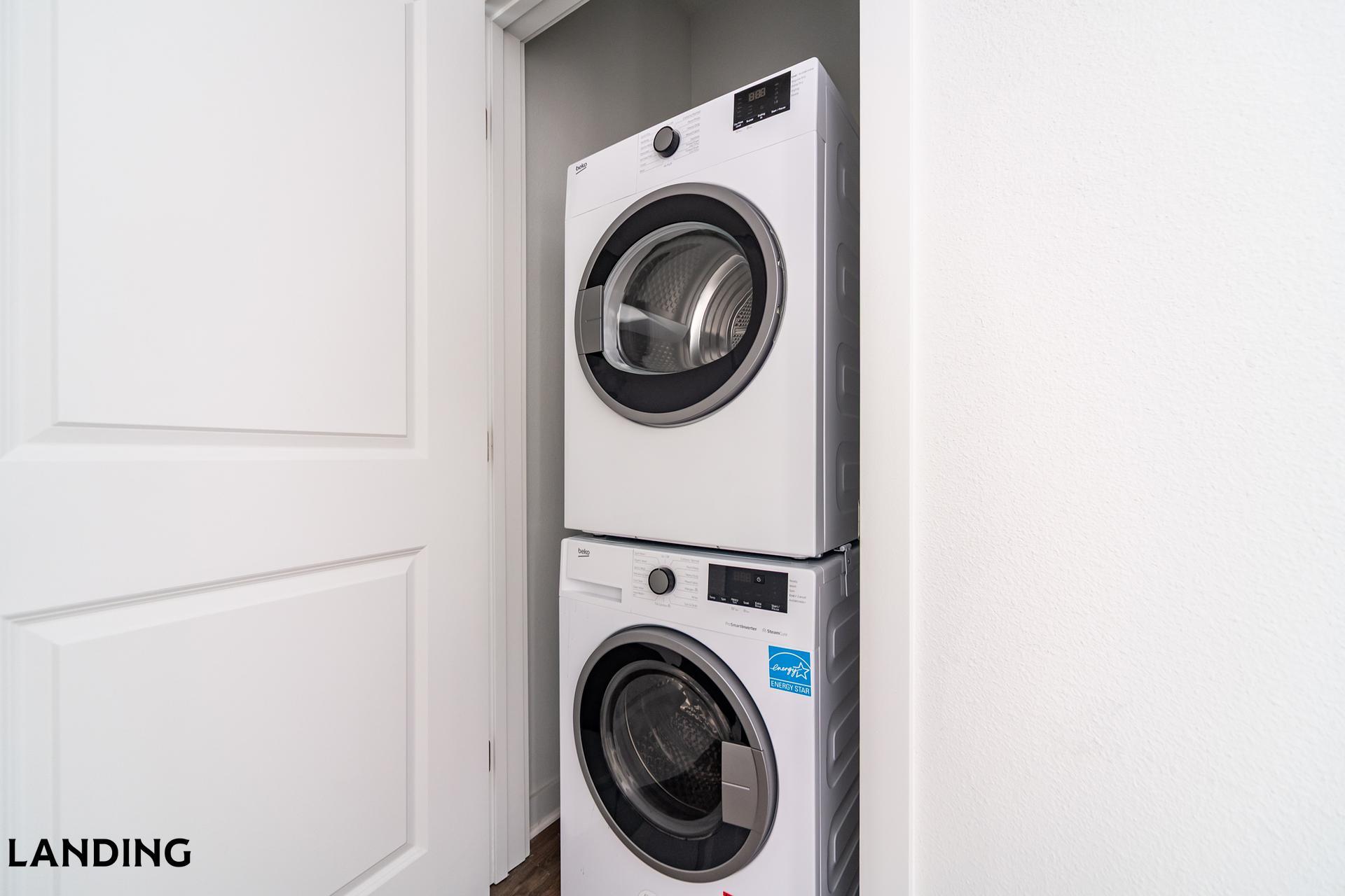 Building Photo - 1225 Utica Dr