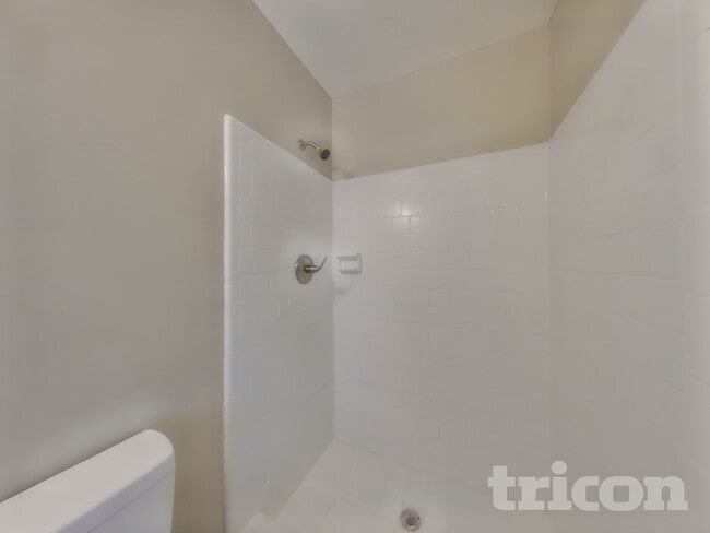 Building Photo - 2463 Yolanda Trail