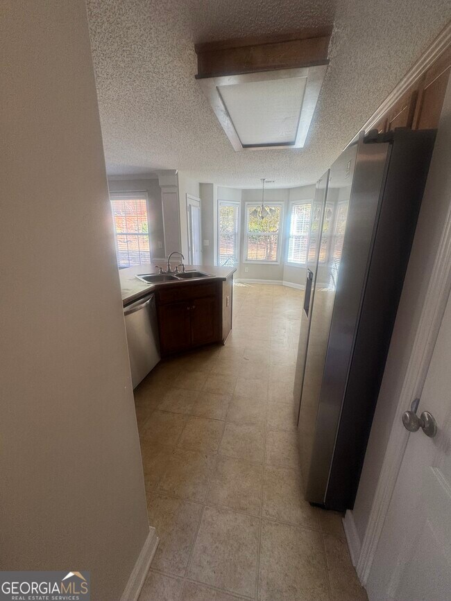 Building Photo - 180 Laurel Oaks Ln