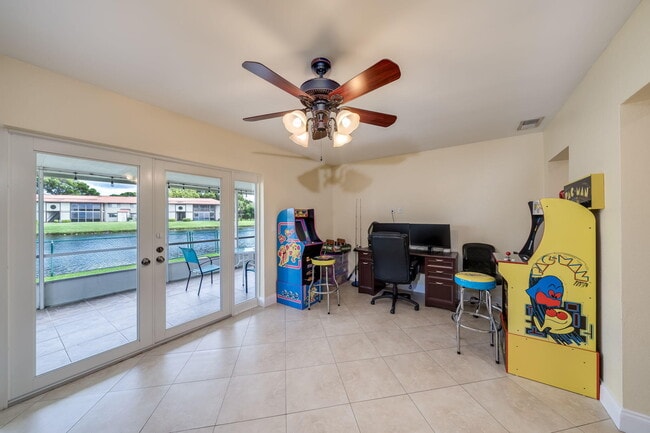 Building Photo - 9603 NW 67th Ct