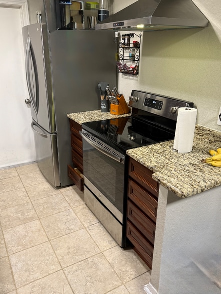 Building Photo - 12021 Forest Nook Ct