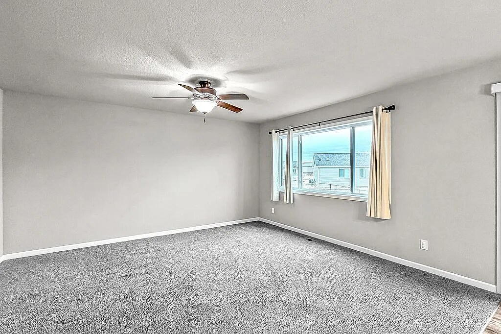 Building Photo - 205 SW 48th St