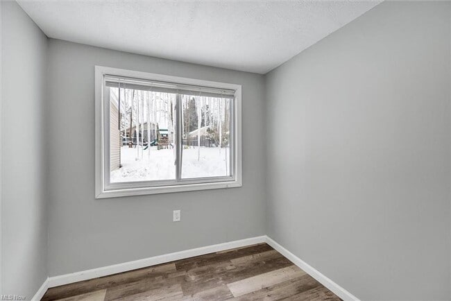 Building Photo - Renovated 2 Bedroom  Ranch for Rent in Aurora